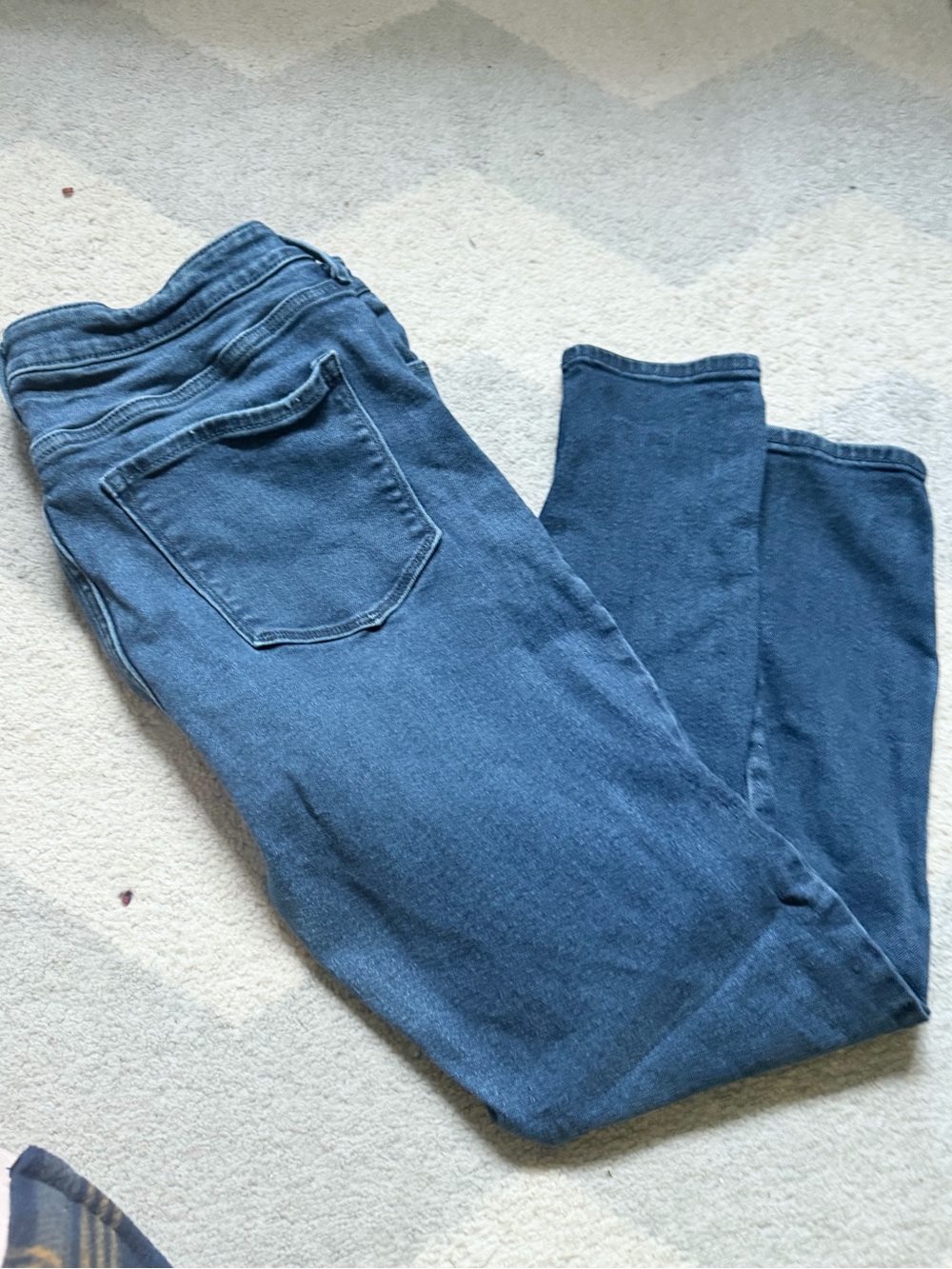 ✨5/$25✨Old Navy Women's Dark Blue Skinny Jeans size 14